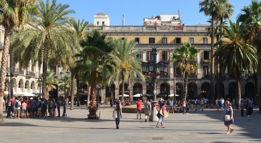 Plaça Reial