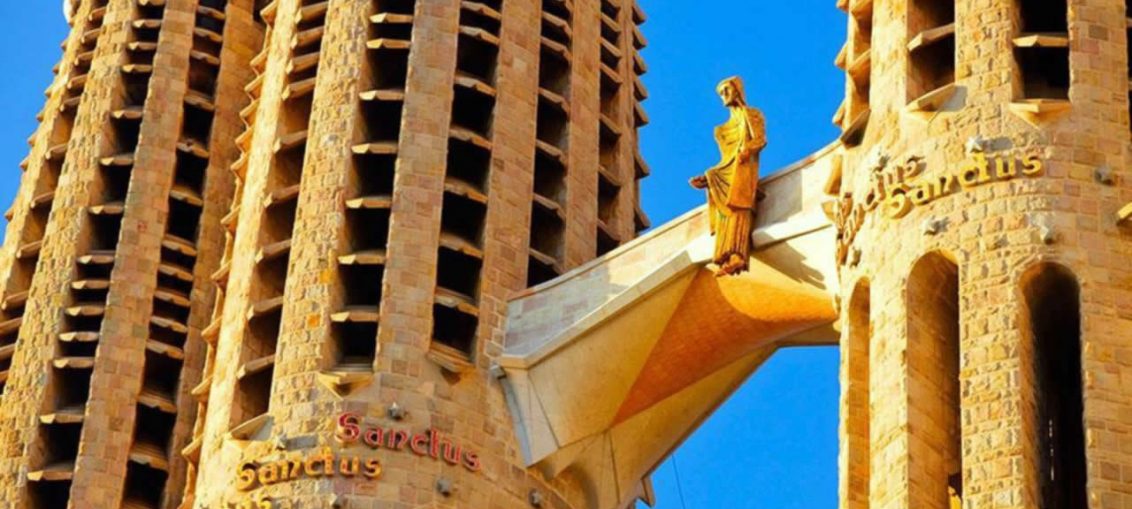 top 10 sagrada familia barcelone